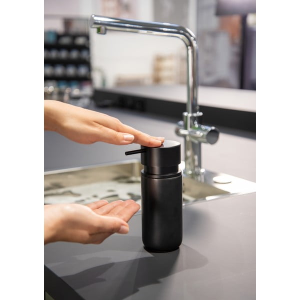 Dosatore di sapone in ceramica nera Black Outdoor Kitchen Silo - Wenko-image-2