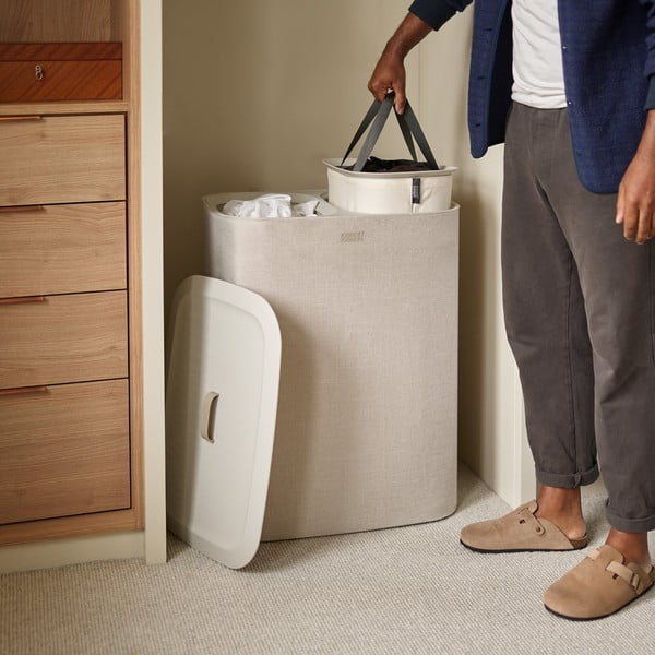 Cesta per il bucato beige in tessuto 2x45 l Tota – Joseph Joseph-image-1