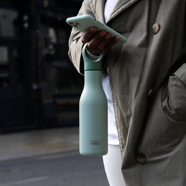 Bottiglia da viaggio in acciaio inox color menta 500 ml Loop - Joseph Joseph-image-2