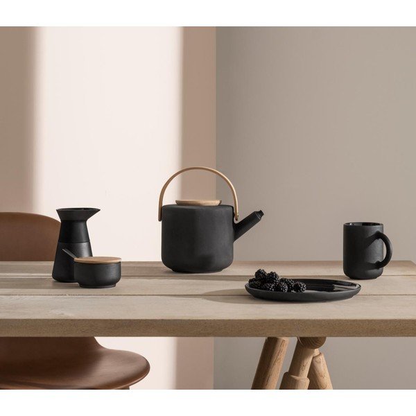Lattiera nera in gres 400 ml Theo – Stelton-image-1