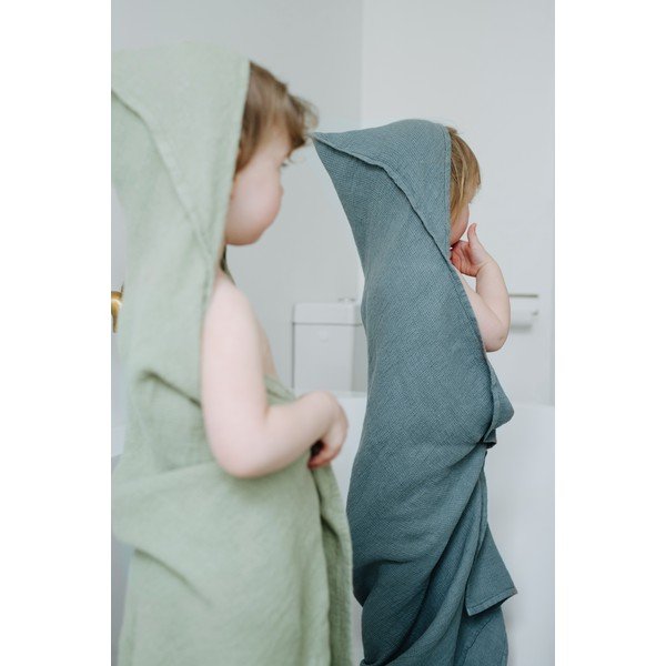 Asciugamano per bambini in lino blu con cappuccio 100x100 cm Blue Fog - Linen Tales-image-4