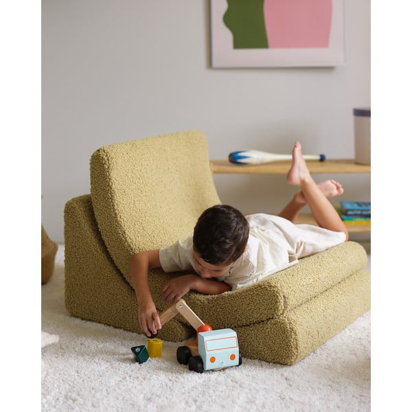 Poltrona per bambini verde con rivestimento in bouclé Moon – Wigiwama-image-4