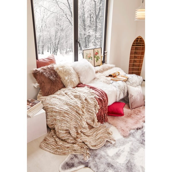 Cuscino decorativo marrone in pelliccia sintetica , 45 x 45 cm - Tiseco Home Studio-image-1