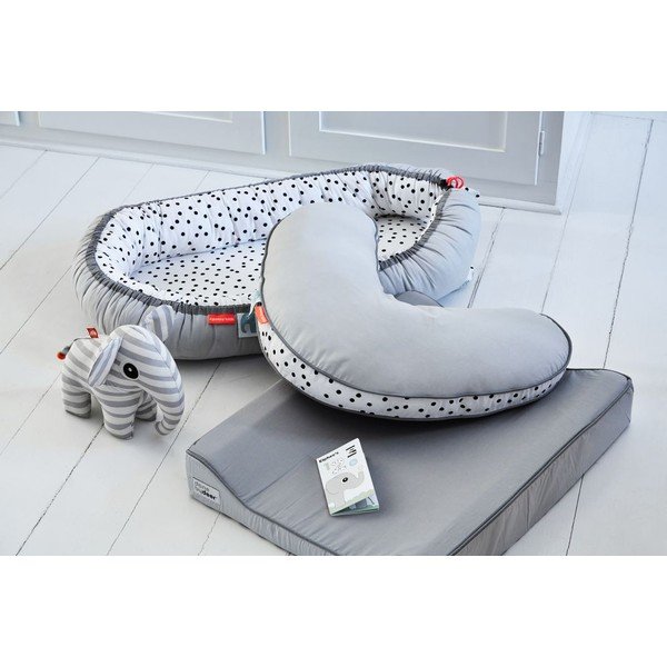 Šedé útulné hnízdo  pro miminka Done by Deer Happy Dots-image-1