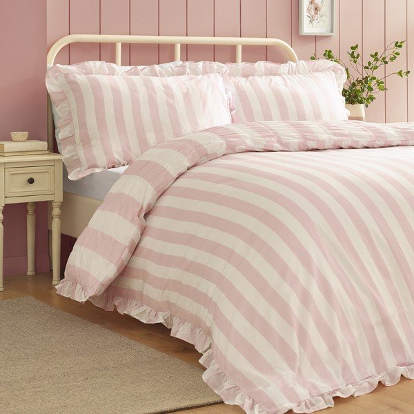 Set copripiumino e federa rosa per letto matrimoniale 3 pezzi 200x200 cm Seersucker Frill Stripe – Catherine Lansfield-image-1