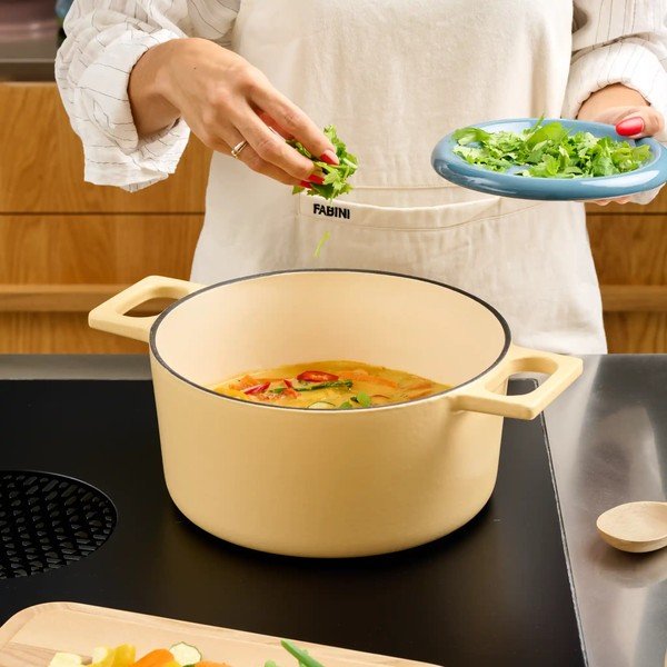 Casseruola in ghisa con coperchio incluso adatta all'induzione 5,5 l Mattia 3.0 – FABINI-image-1