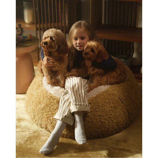 Pouf a sacco per bambini color ambra con rivestimento in pelliccia sintetica Yeti – Wigiwama-image-2