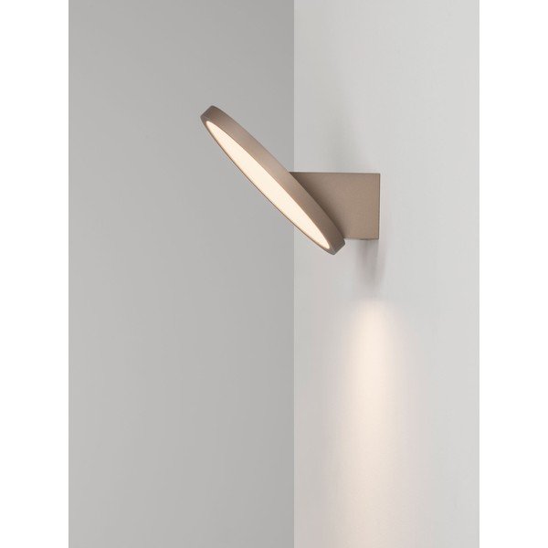 Lampada da parete LED oro opaco in alluminio con intensità regolabile Vea – Nova Luce-image-2