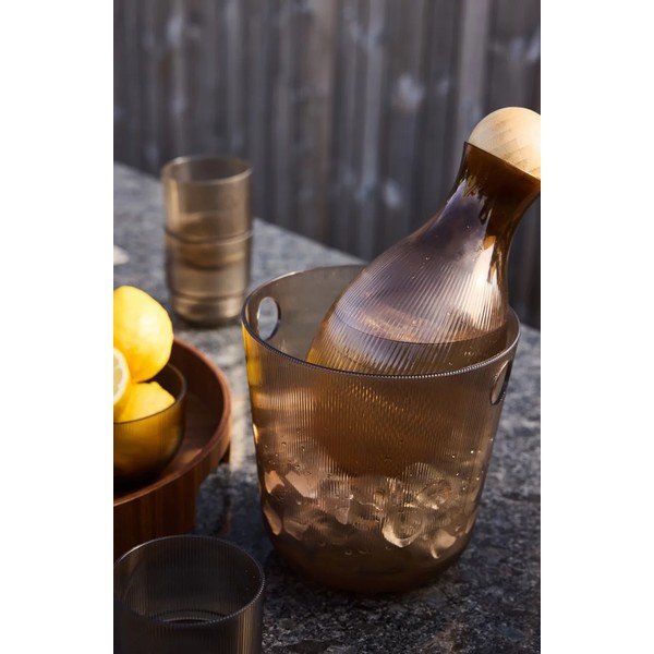 Caraffa marrone in plastica riciclata 1,4 l Billi – Sagaform-image-1