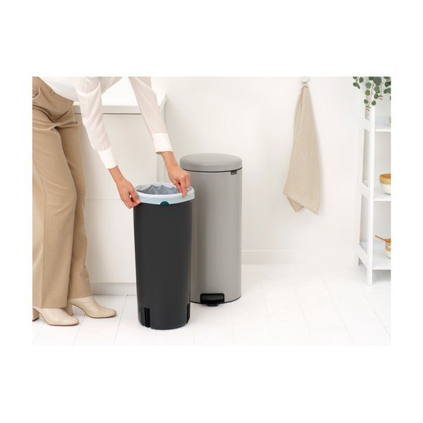 Cestino per la spazzatura grigio chiaro in acciaio con pedale 30 l NewIcon – Brabantia-image-3