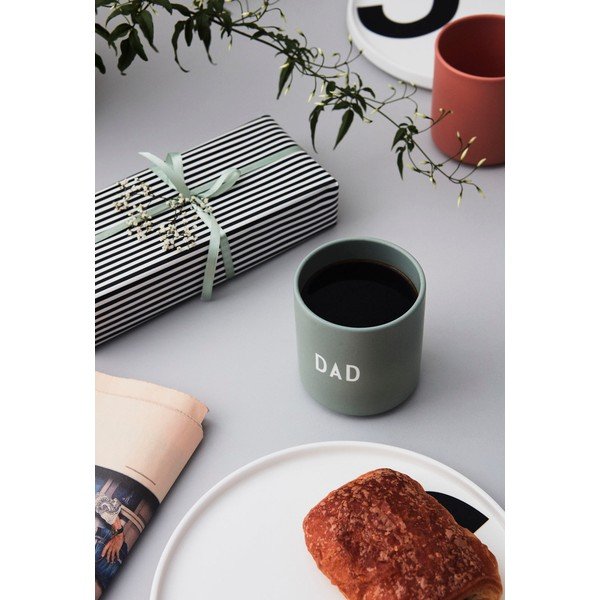 Tazza in porcellana verde 300 ml Dad - Design Letters-image-4