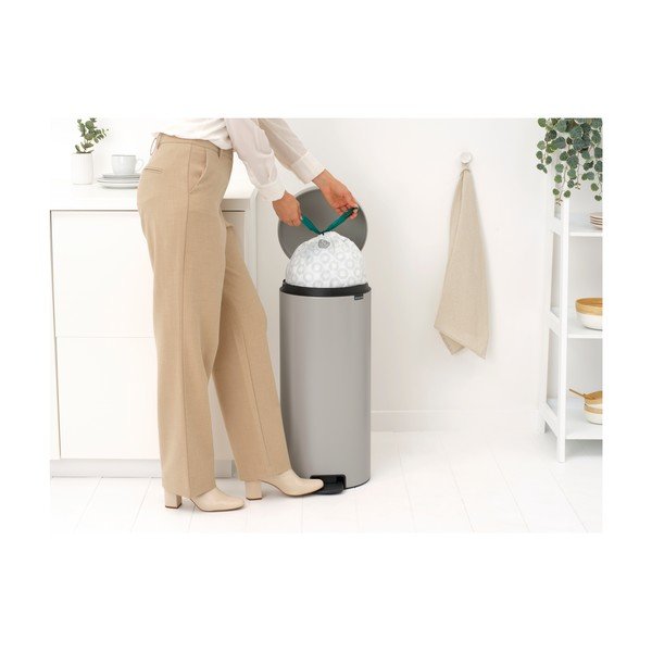 Cestino per la spazzatura grigio chiaro in acciaio con pedale 30 l NewIcon – Brabantia-image-4