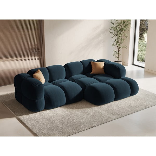 Divano angolare blu scuro (con penisola a destra/con chaise lounge) con rivestimento in velluto Loretto – Cosmopolitan Design-image-1