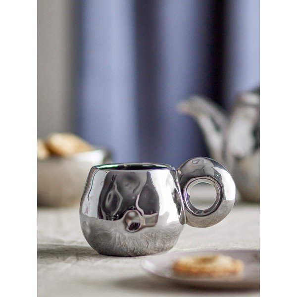Tazza color argento lucido in gres 300 ml Shine – Bloomingville-image-1