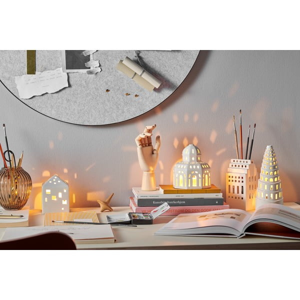 Portacandele in ceramica per tea light Urbania Lighthouse Town House - Kähler Design-image-1