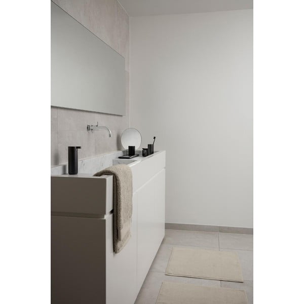 Telo da bagno in cotone grigio chiaro, 70 x 140 cm - Blomus-image-3