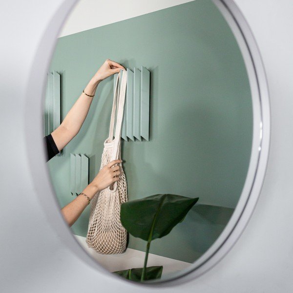 Attaccapanni da parete verde polveroso in metallo 21 cm Sensu – Spinder Design-image-4