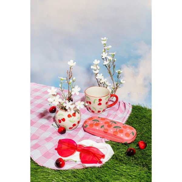 Tazza beige in ceramica 250 ml Cherries – Sass & Belle-image-2