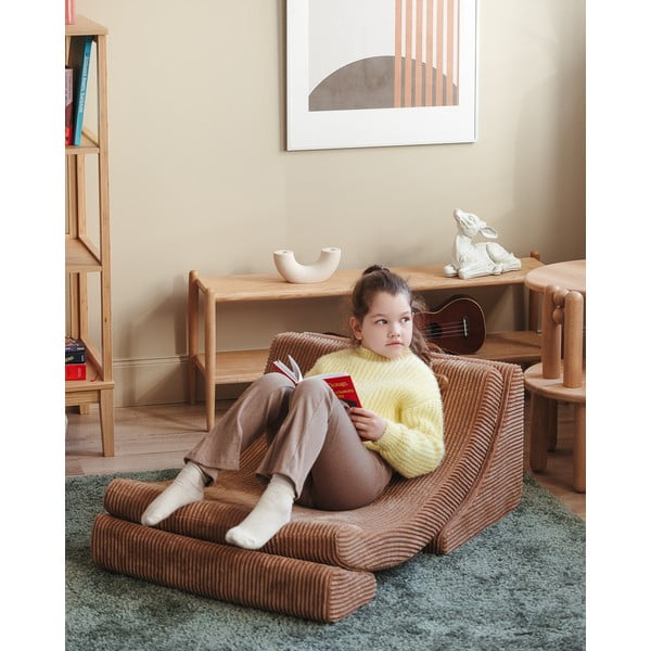 Poltrona per bambini marrone con rivestimento in velluto a coste Moon – Wigiwama-image-1