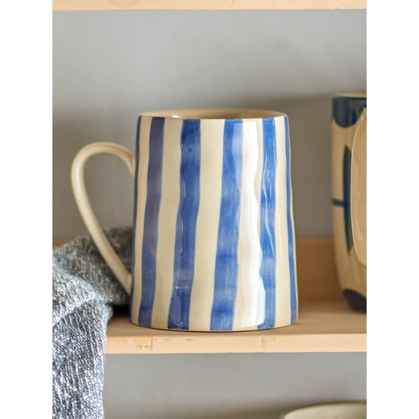 Tazza in gres bianco e blu da 440 ml Begonia - Bloomingville-image-1