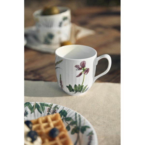 Tazza bianca in porcellana 330 ml Hammershøi Summer – Kähler Design-image-2