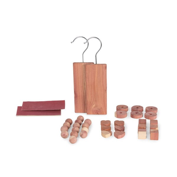 Set di 34 accessori per armadi in legno di cedro Cedar - Compactor