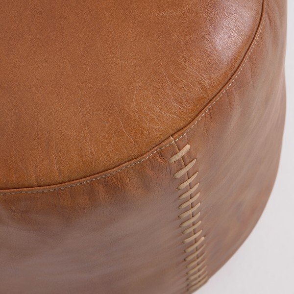 Pouf in pelle marrone cognac Cesia - Kave Home-image-1