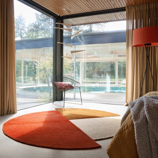 Tappeto rotondo color mattone in lana tessuto a mano ø 200 cm Mia Segment – Flair Rugs-image-1