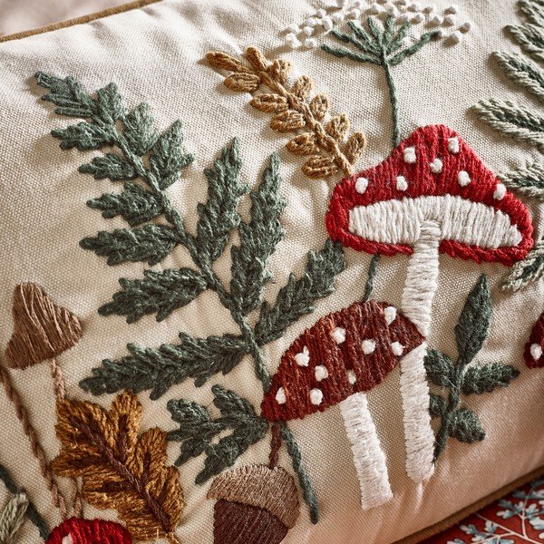 Cuscino decorativo in cotone 30x50 cm Embroidery Woodland – Catherine Lansfield-image-3