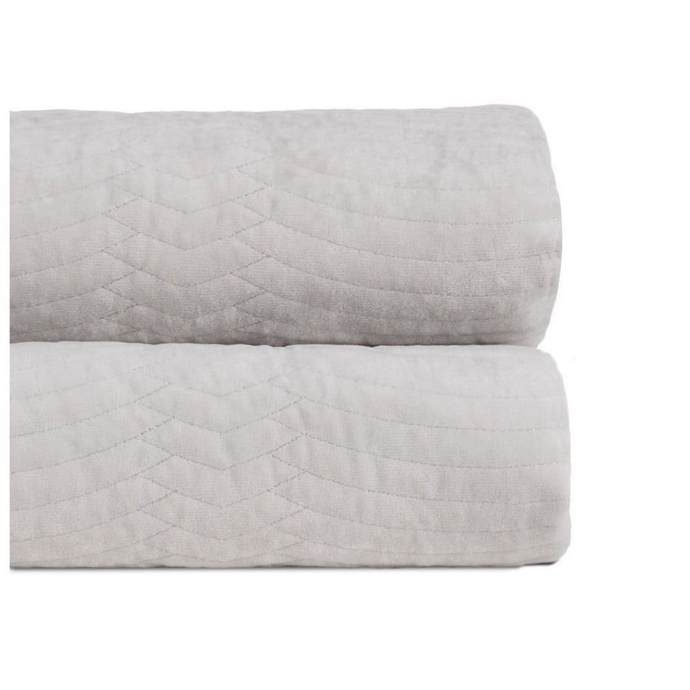 Copriletto color crema in velluto con rivestimento trapuntato 230x260 cm – Ixia | Copriletti