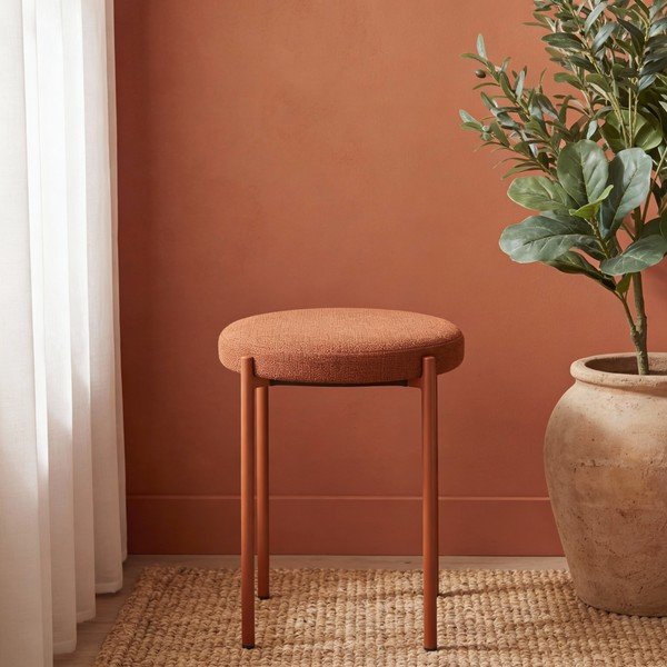 Sgabello color terracotta in metallo impilabile Pelican – Unique Furniture-image-1