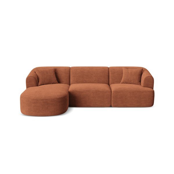 Divano angolare color terracotta (con penisola a sinistra/con chaise lounge) con rivestimento in velluto a coste Campi – Cosmopolitan Design