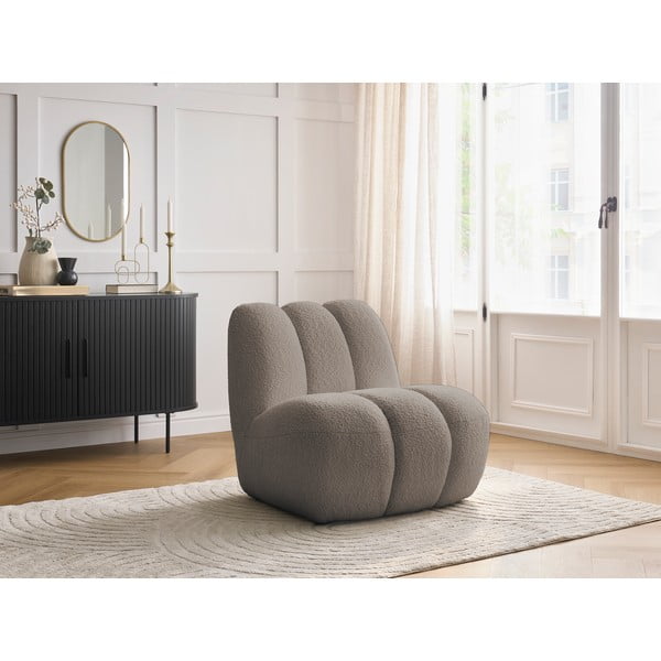 Poltrona grigio tortora con rivestimento in bouclé Janissaire – Bobochic Paris-image-1