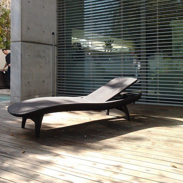 Sedia a sdraio da giardino in plastica marrone Pacific - Keter-image-2