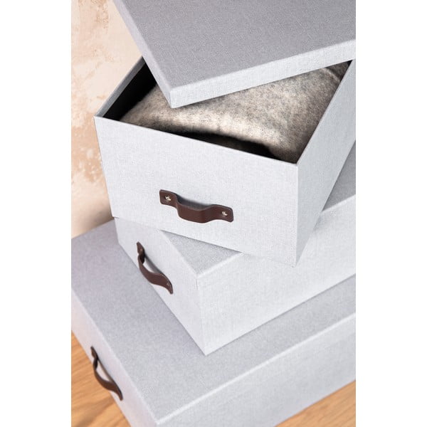 Scatole di cartone grigio chiaro con coperchio in set da 3 31x47x15 cm Inge - Bigso Box of Sweden-image-1
