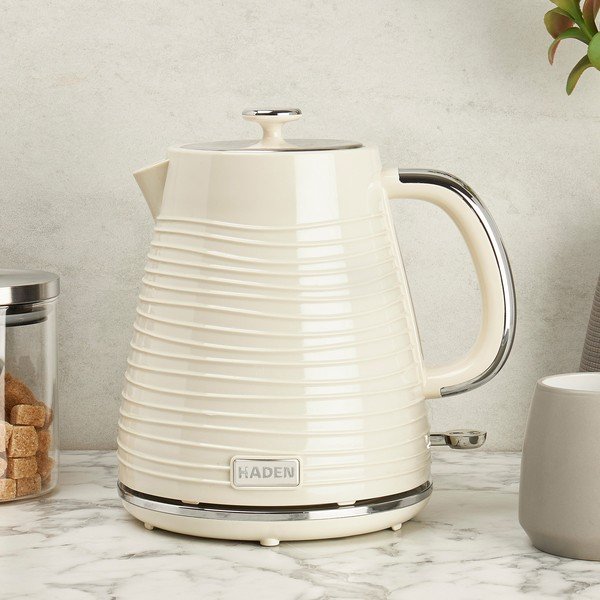 Bollitore color crema in plastica 1,7 l Devon – Haden-image-1