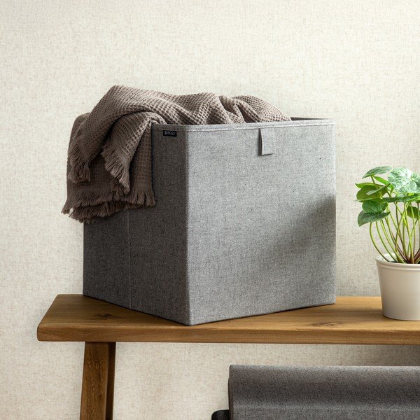 Scatola grigia in tessuto 32x31,5x31,5 cm Soft Storage Cube – Bigso-image-1