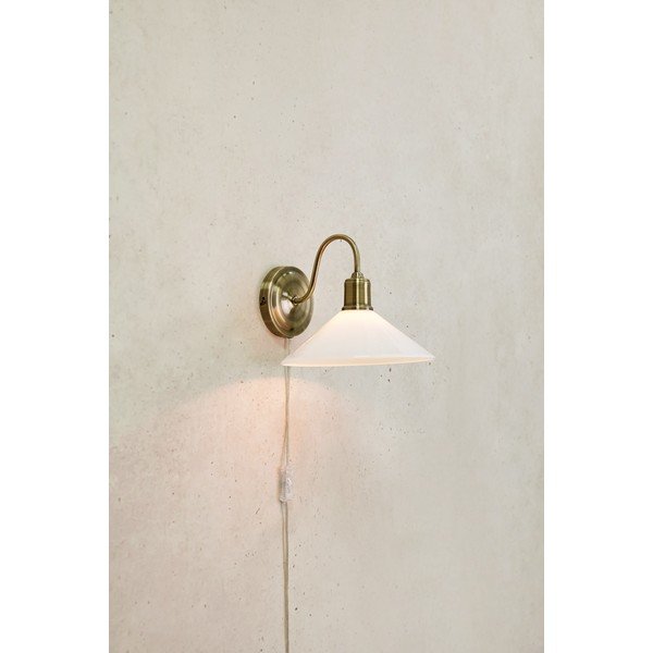 Lampada da parete bianca e color ottone Vela – Markslöjd-image-2