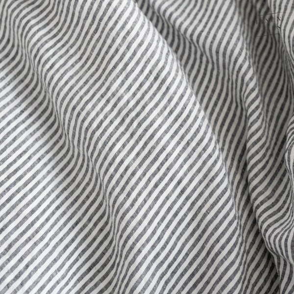 Biancheria da letto bianco-nera 200x140 cm Thin Black Stripes - Linen Tales-image-4
