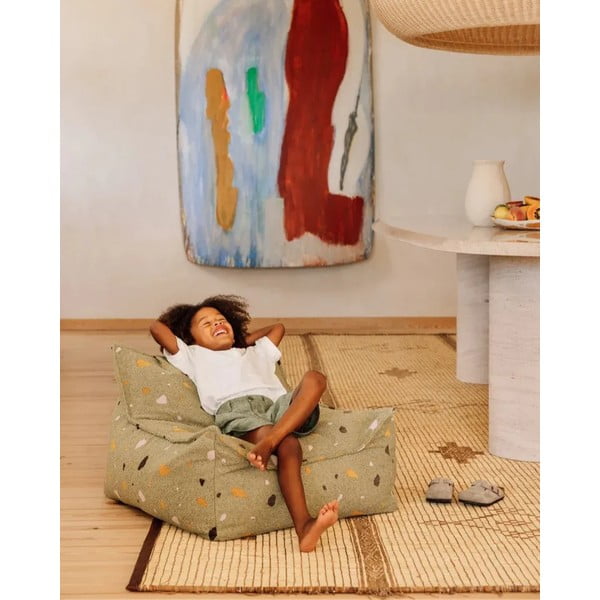Pouf a sacco per bambini verde con rivestimento in bouclé e ciniglia Terrazzo Chair – Wigiwama-image-2
