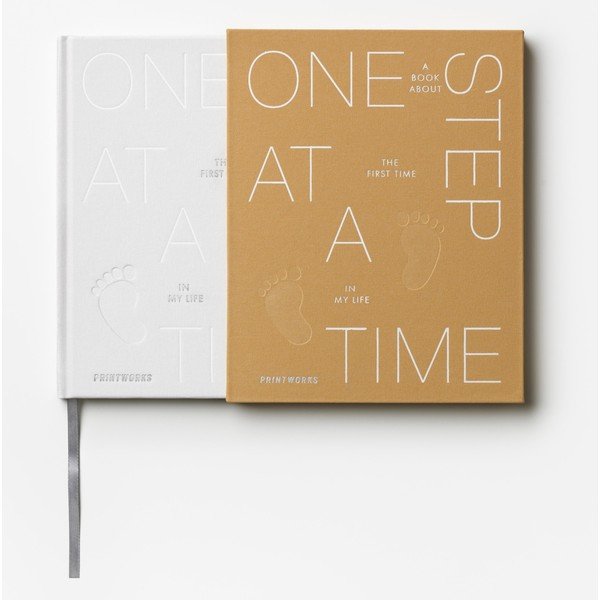 Diario del bebè 64 pag. One Step at a Time: A Book About the First Time in My Life – Printworks
