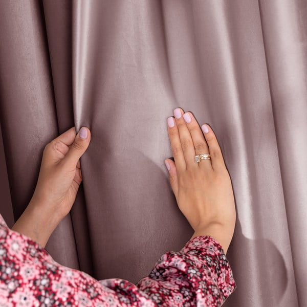 Tenda parzialmente oscurante marrone chiaro in velluto 140x245 cm Pleat – Restilo-image-4