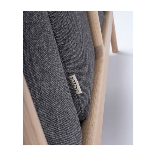 Poltrona in legno di quercia con seduta in tessuto grigio scuro Fawn - Gazzda-image-3
