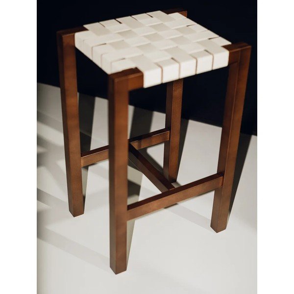 Sedia da bar marrone in rovere massiccio (altezza della seduta 68 cm) Toli – noo.ma-image-2