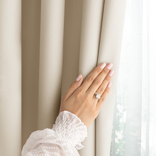 Tenda parzialmente oscurante color crema 140x250 cm Carli Tie – Restilo-image-3