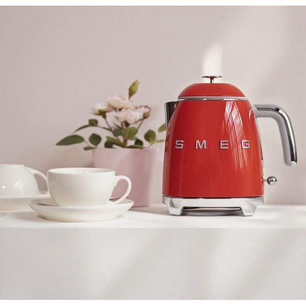 Bollitore rosso in acciaio inox 800 ml Retro Style - SMEG-image-1