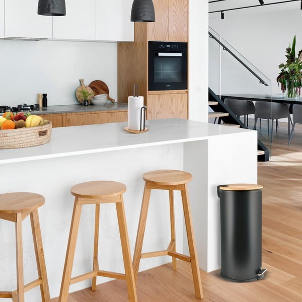 Cestino per la spazzatura nero opaco in acciaio con pedale 30 l   Adonis – Spirella-image-1