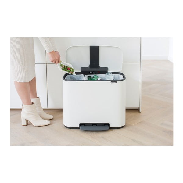 Cestino per la spazzatura in acciaio bianco per raccolta differenziata/con pedale 34 l Bo – Brabantia-image-4