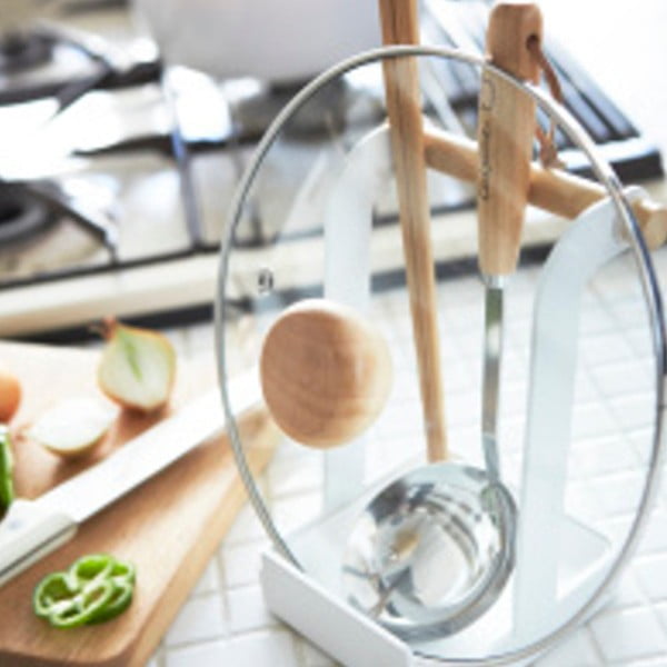 Supporto bianco per coperchio e pentola con dettagli in faggio Tosca - YAMAZAKI-image-1