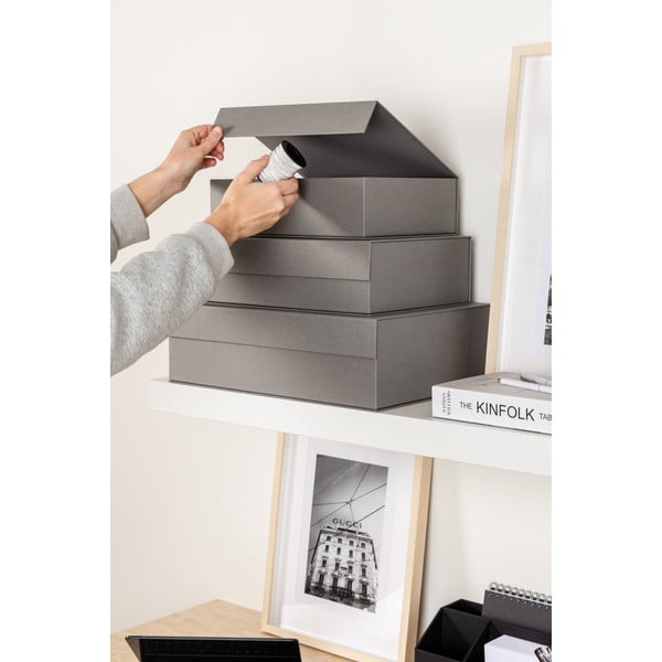 Scatole in set con coperchio grigie in cartone 3 pz 42,5x29,5x13 cm Kian Paper Laminate – Bigso-image-2